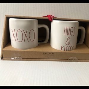 Rae Dunn Valentine mug set